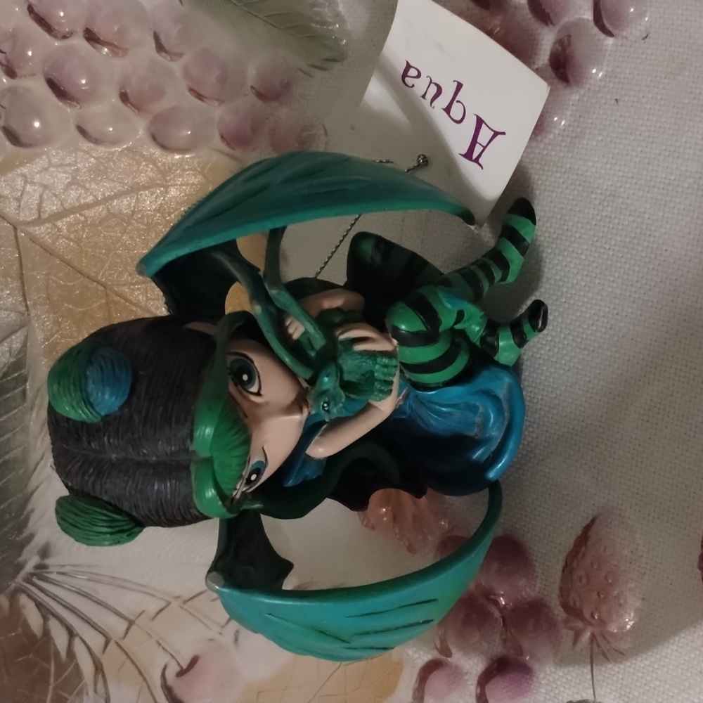 The Hamilton Collection Fairy dragonling. "Aqua"